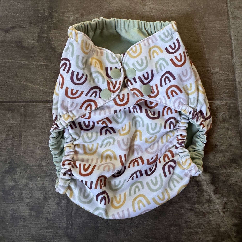 Esembly Size 2 Diaper Cover